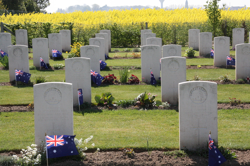 memorial australien villers bretonneux tombes